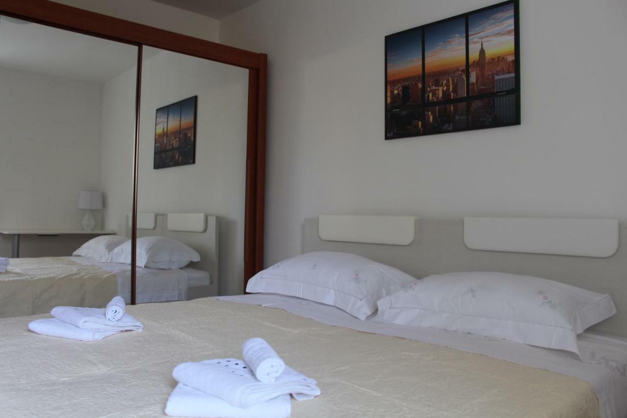 Apartment Petra Spalato Esterno foto